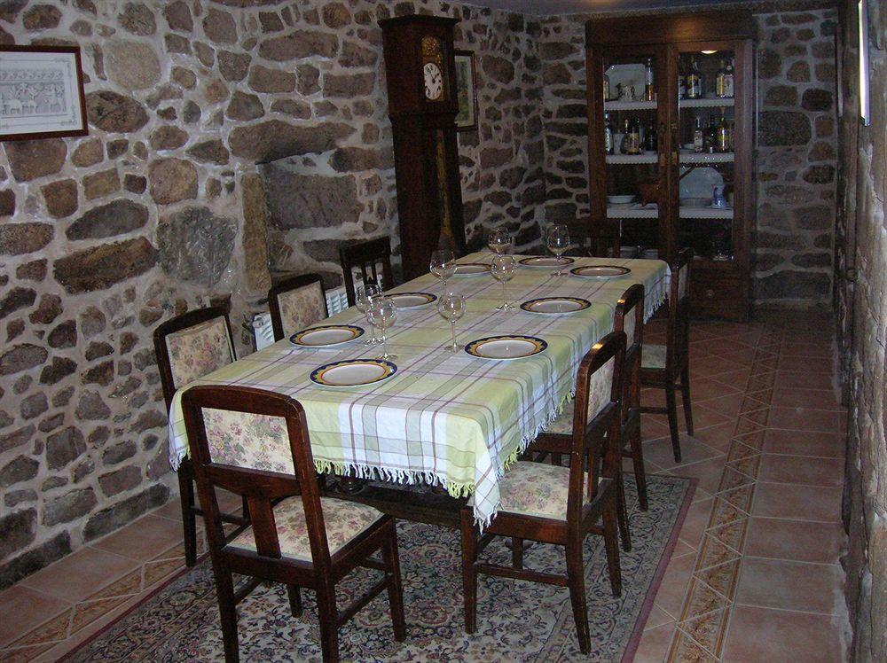 Pension - Albergue De Logrosa نيغريرا المظهر الخارجي الصورة